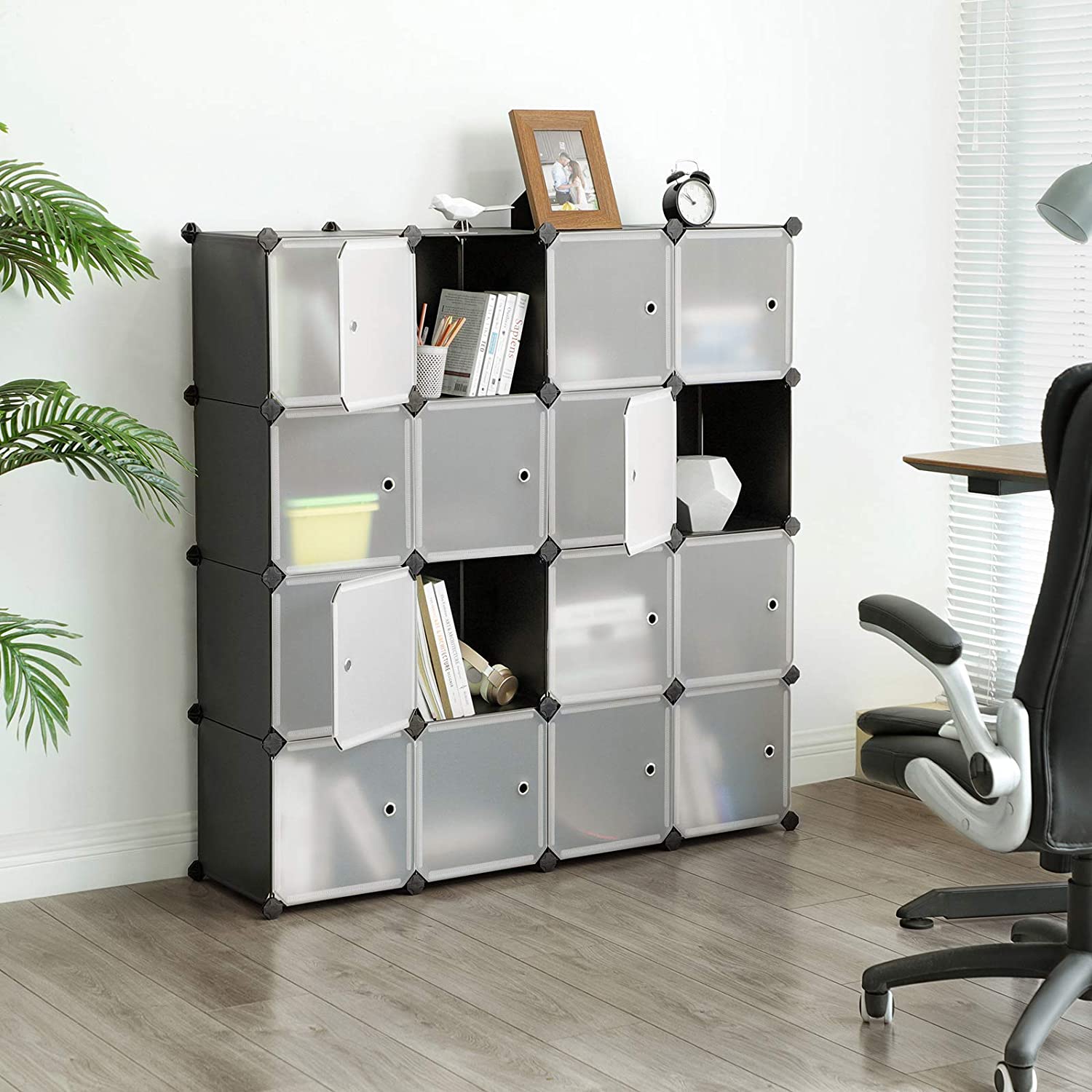 15-Cube Plastic Organizer - image 2