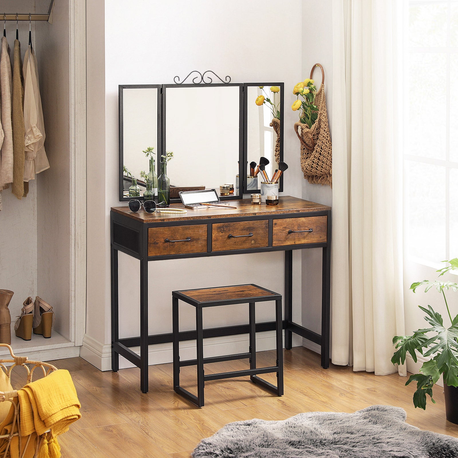Vanity Table and Stool Set - image 4