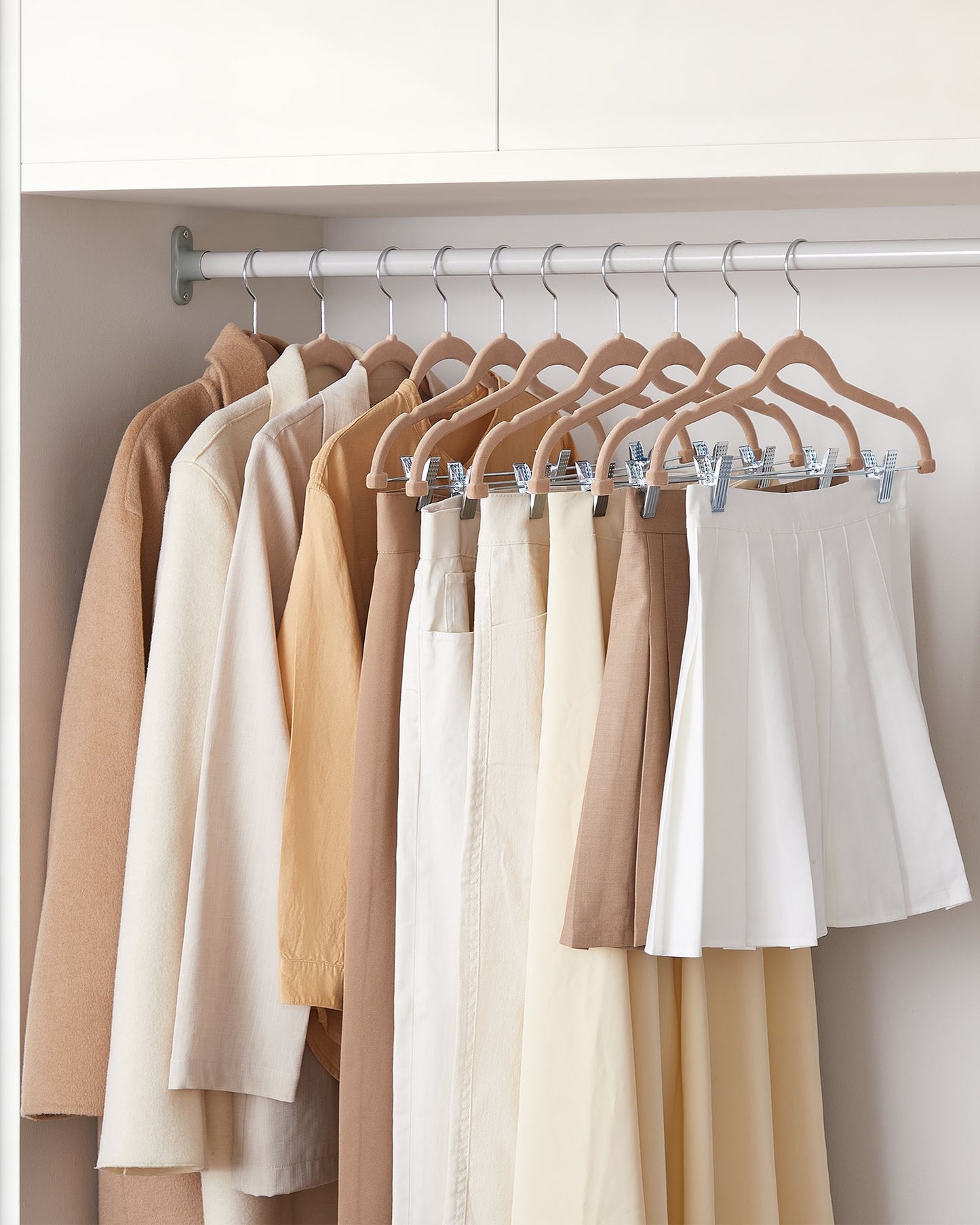 30-Pack Pants Hangers with Adjustable Clips - HWLEXTRA 