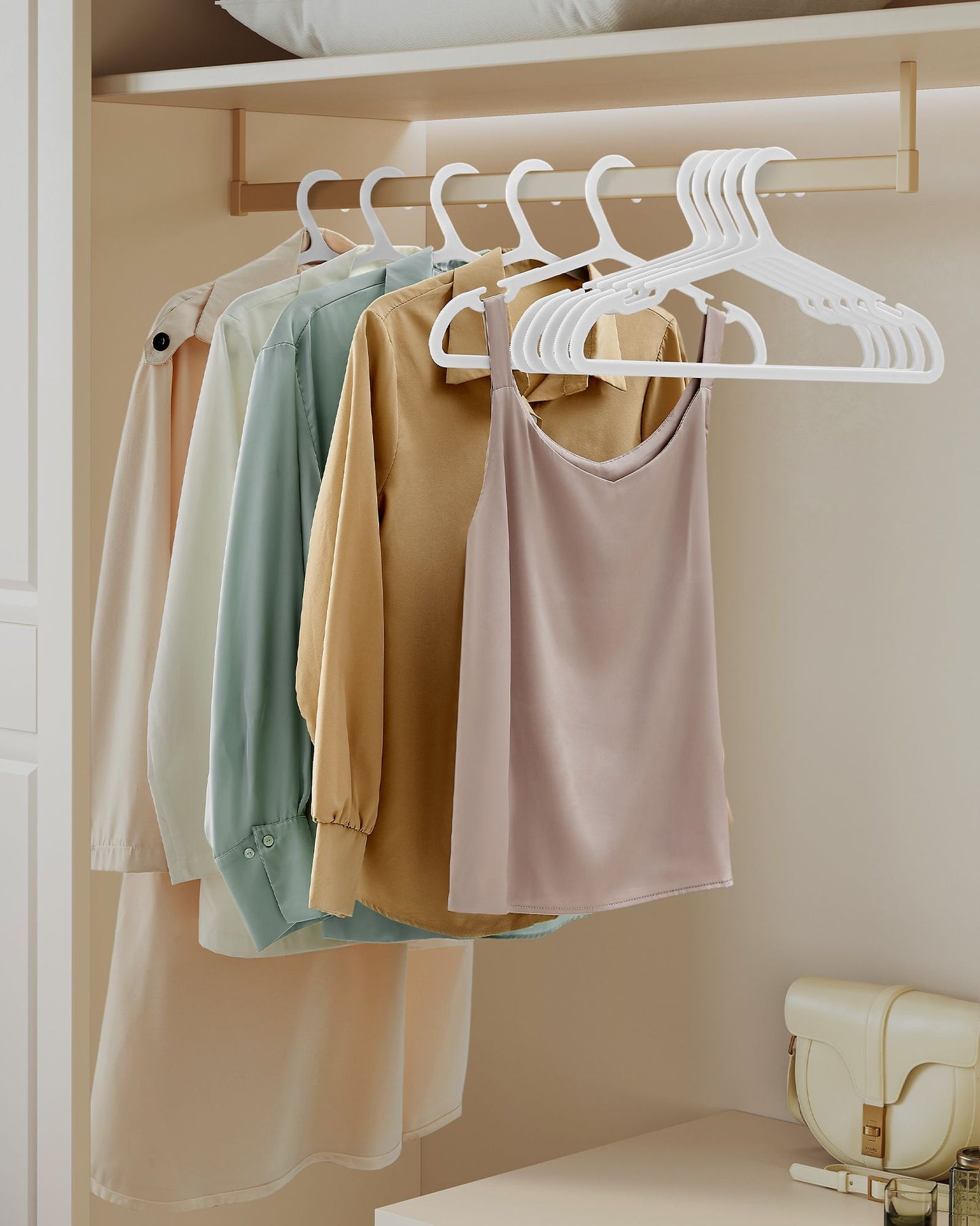 Plastic Hangers with Wide Shoulder Notches Pack of 50