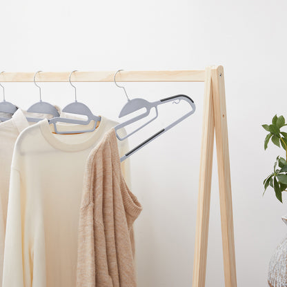 Plastic Coat Hangers - image 5