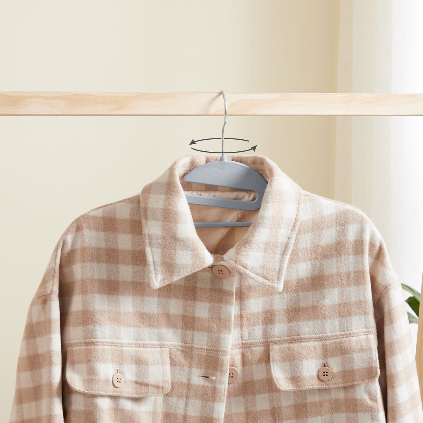 Plastic Coat Hangers - image 6