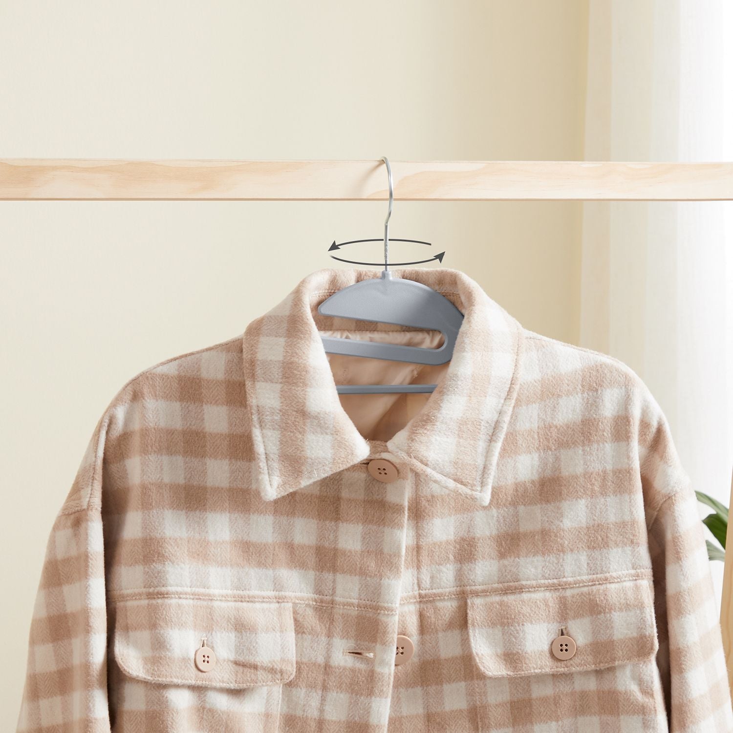 Plastic Coat Hangers - image 6