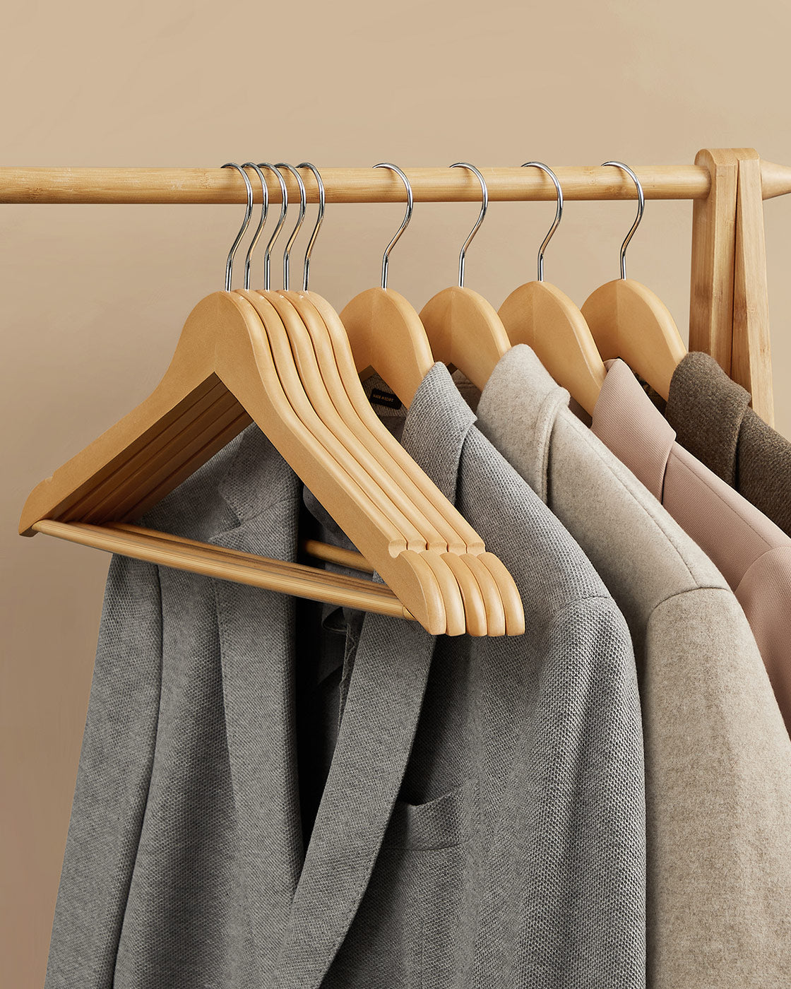 Wooden Coat Hangers - image 12