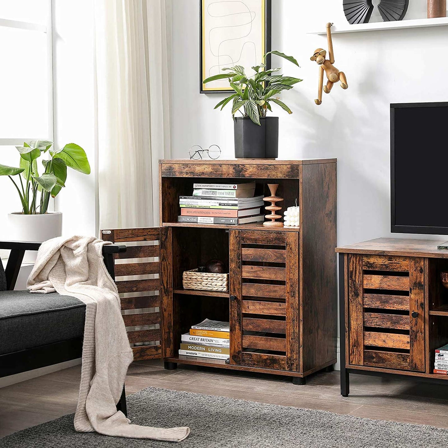 Cupboard with Louvered Doors - image 3