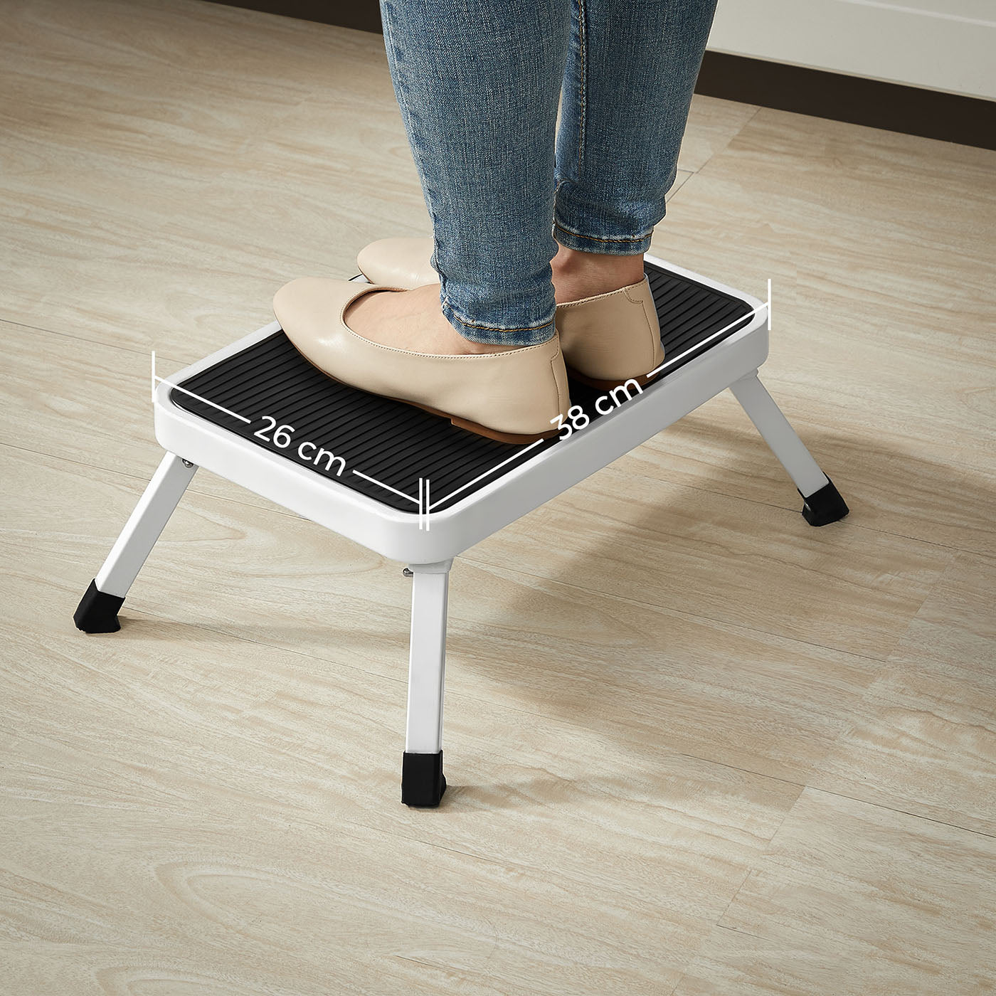 Folding Steps Ladder - image 6