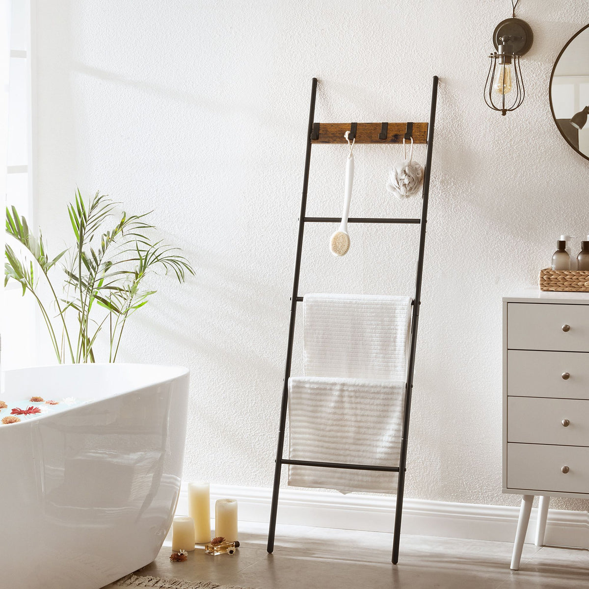 Blanket Ladder, 5-Tier Ladder Shelf, 17.3 x 63 Inches