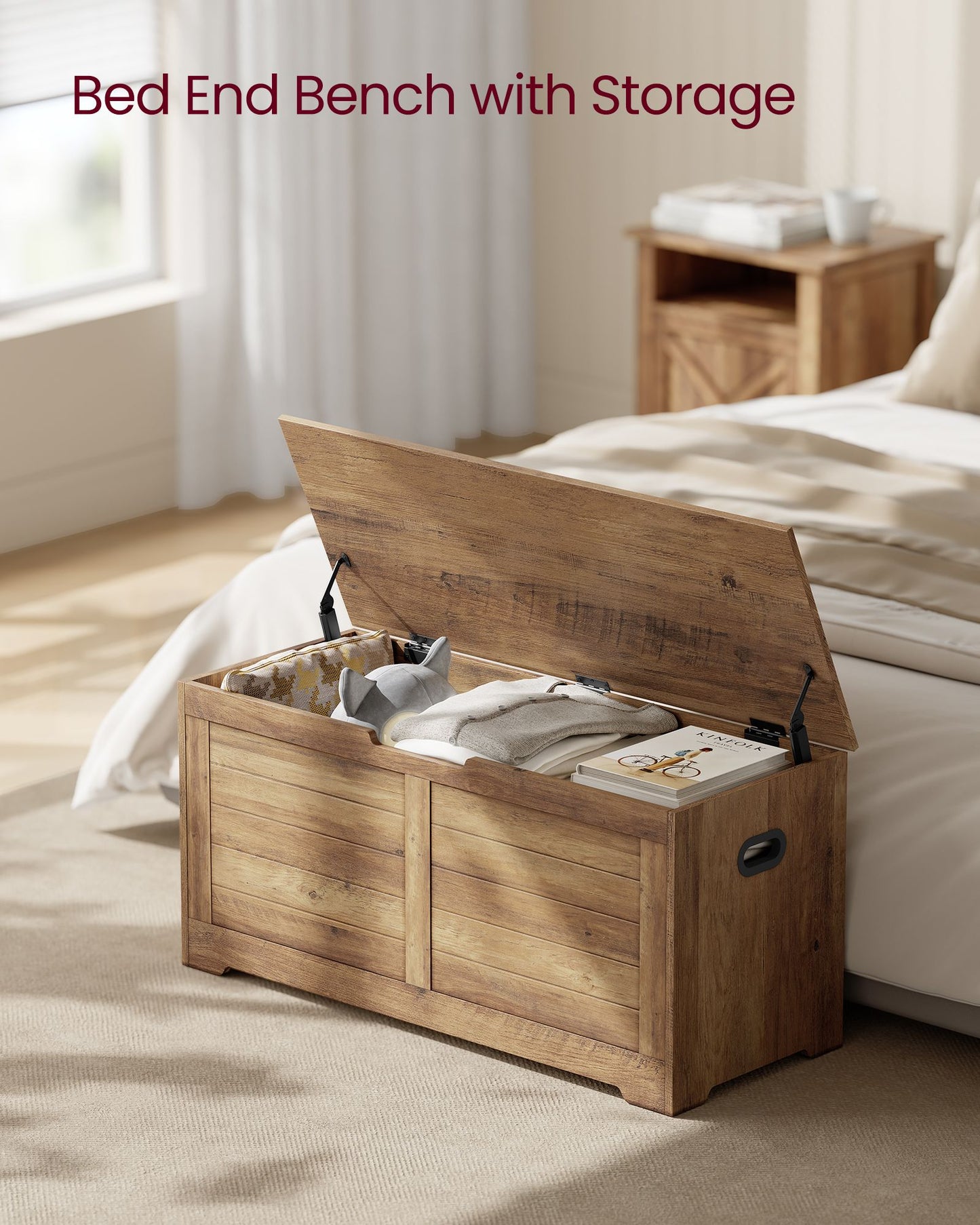 Storage Chest with 2 Safety Hinges