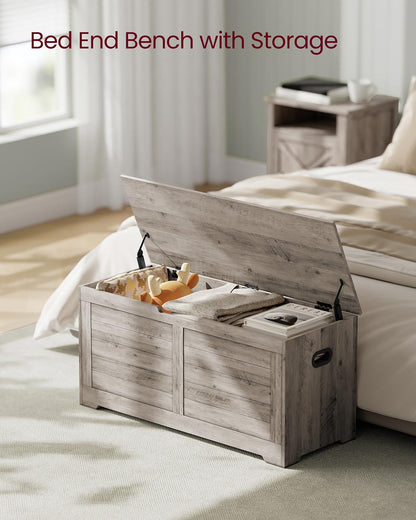 Storage Chest with 2 Safety Hinges