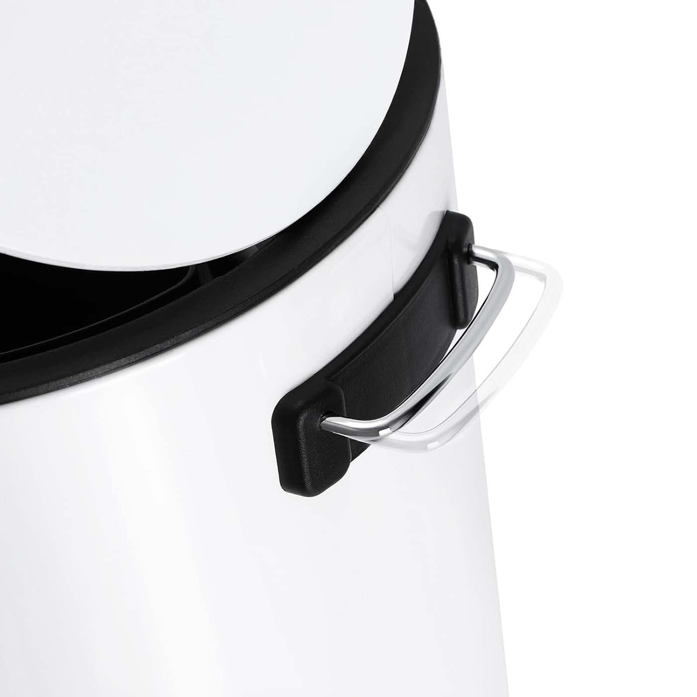 3 Litre Bathroom Bin - image 5
