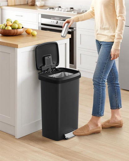 12Gal Kitchen Trash Can