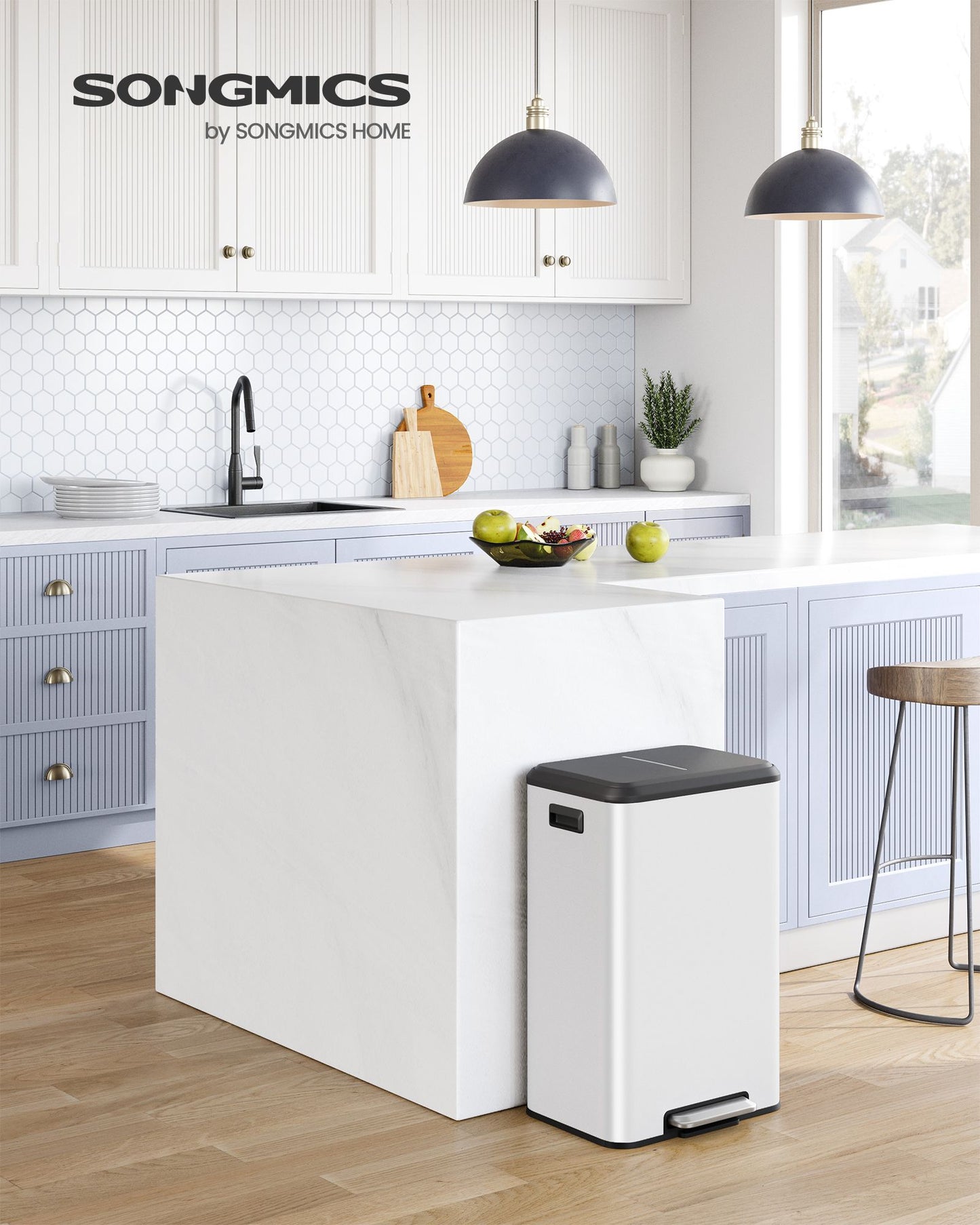 10.5-Gallon (40L) Kitchen Trash Can with Lid and Wide Foot Pedal