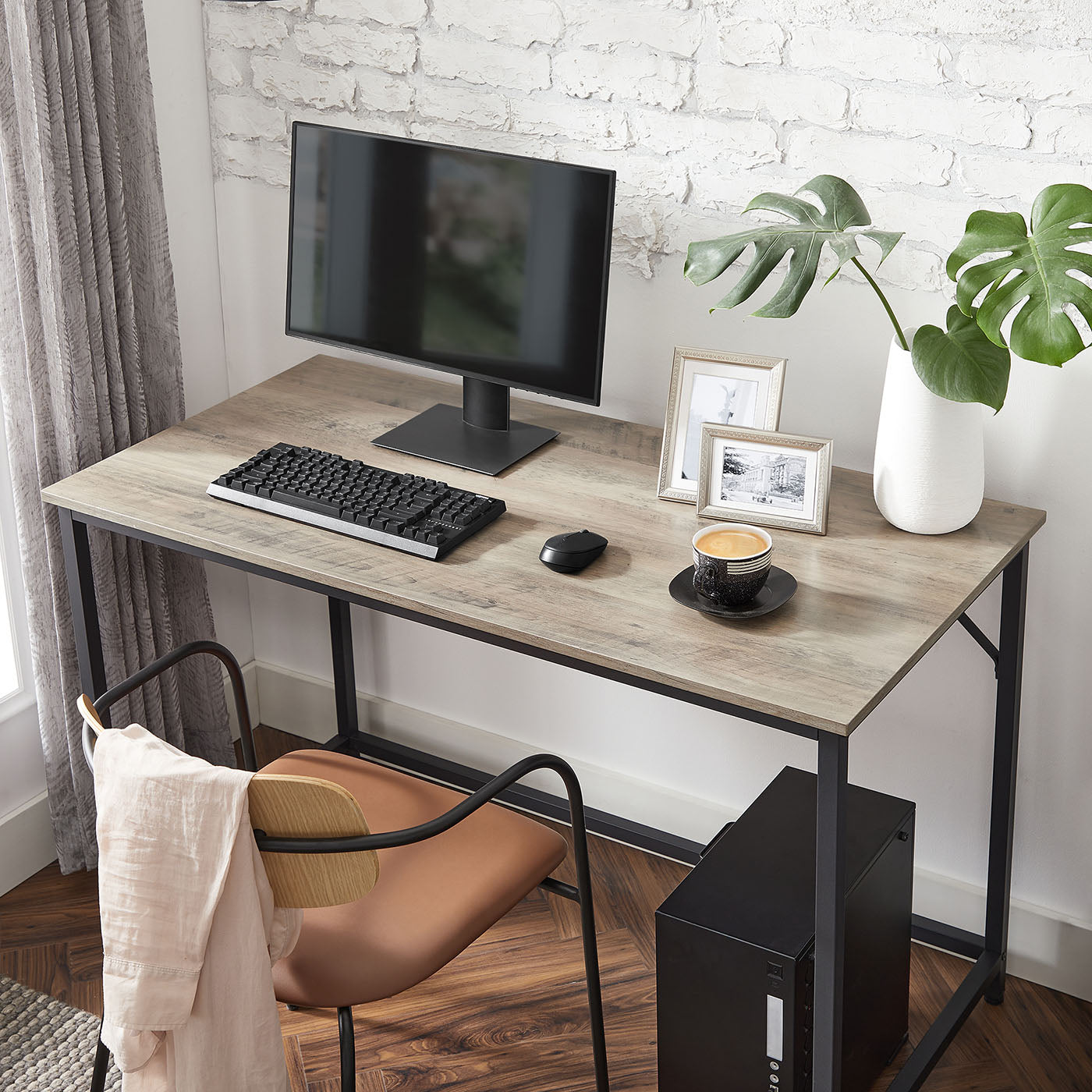 Small Office Desk and Workstation - image 4