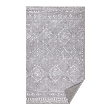 Area rug with non slip design and machine washable 3x5 ft