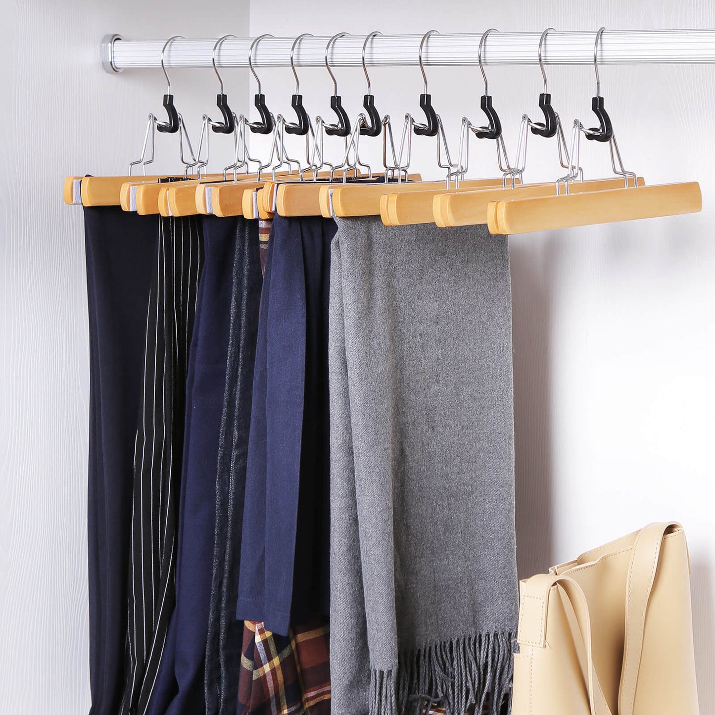 Trouser Clamp Hanger - image 5