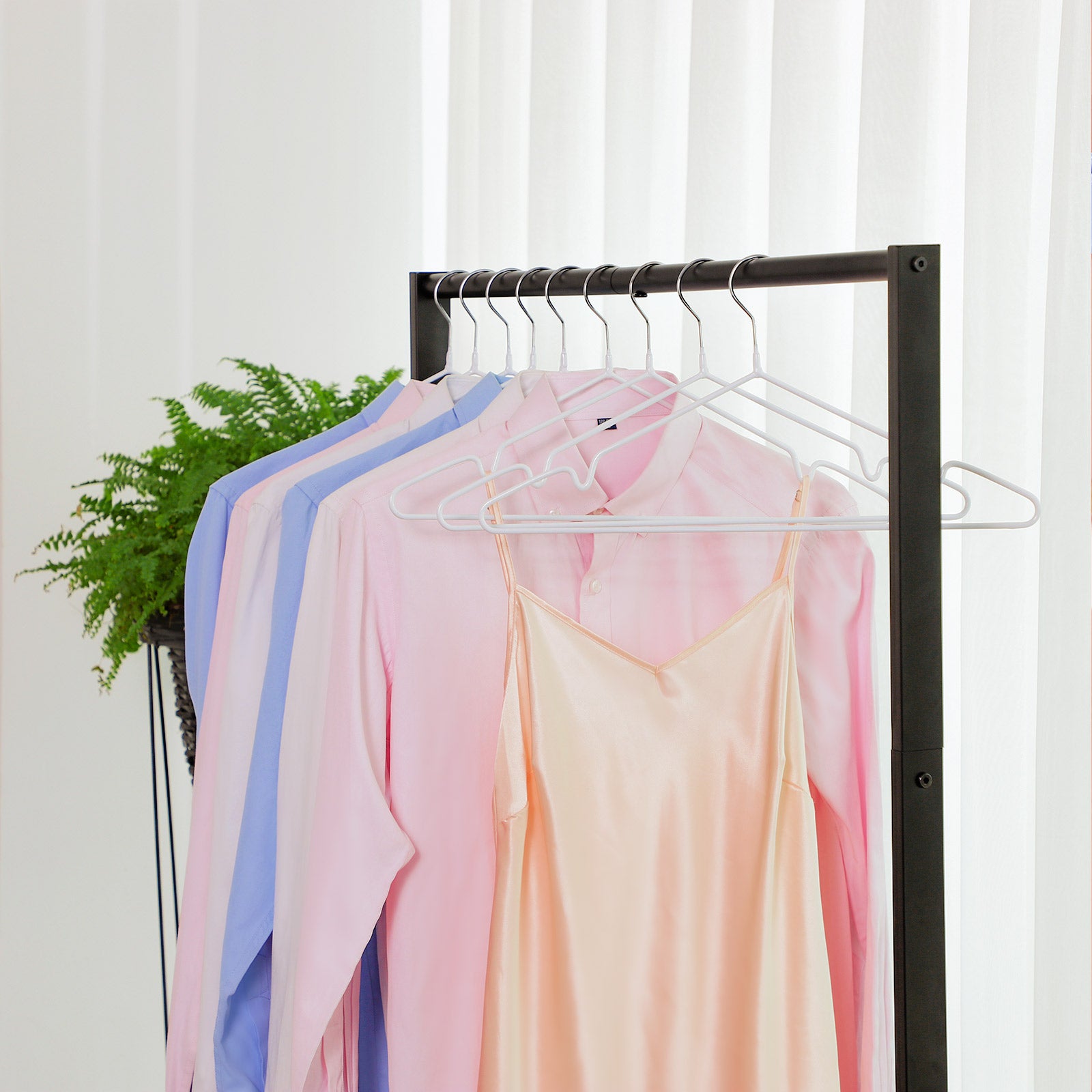 Metal Coat Hanger Set - image 3