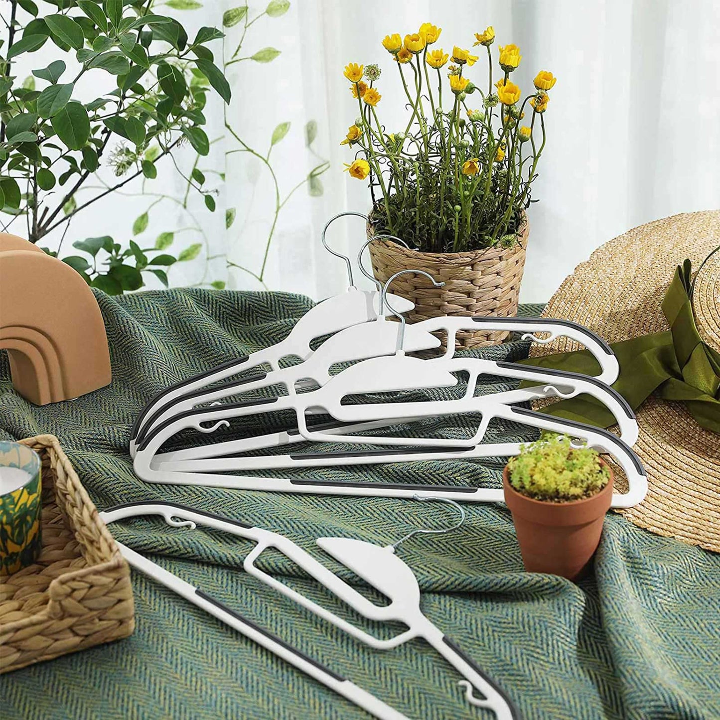 Plastic Coat Hangers - image 11