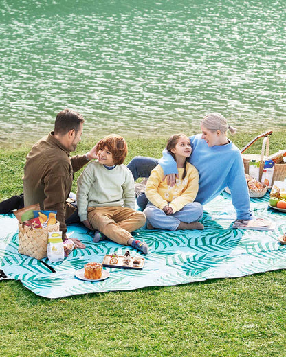 Picnic Blanket 200 x 200 cm Fern Pattern and Green - image 12