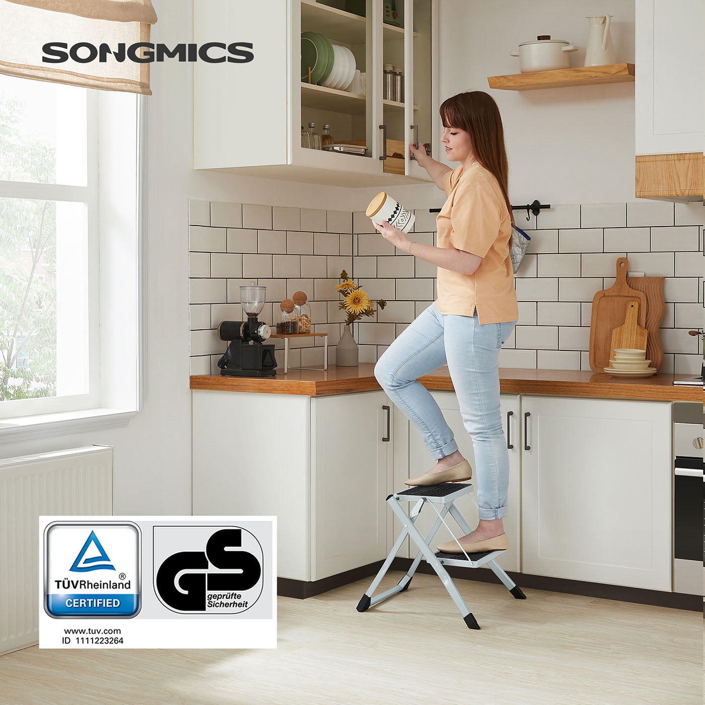 2 Step Ladder - image 3