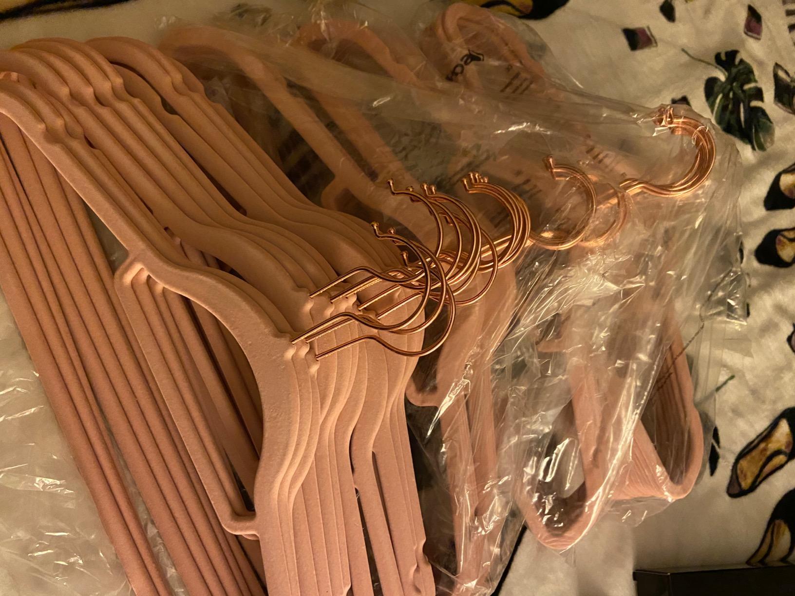 0.2-Inch Thick Hangers - HWLEXTRA