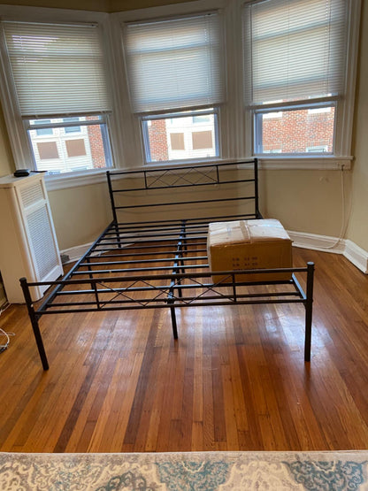 Metal Platform Bed Frame Mattress Foundation with Headboard & Footboard/Firm Support