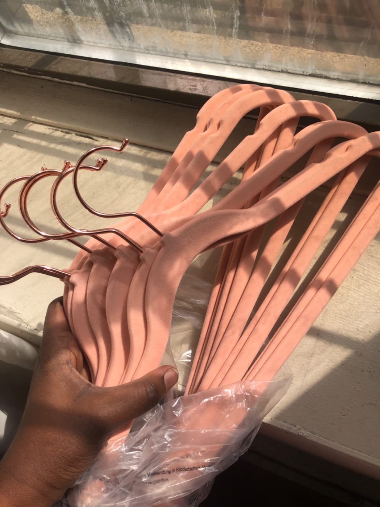 Velvet Hangers 50 Pack, Non Slip Hangers with Rose Gold Color Swivel Hook, Slim Hangers Space Saving