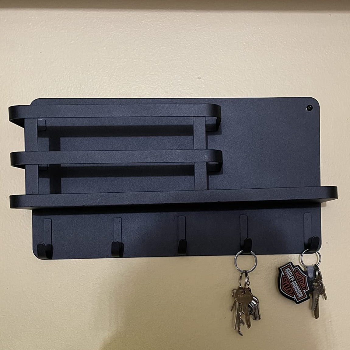 Key Holder for Wall, Mail Holder for Wall, Wall Mounted Mail Organizer, Metal Floating Shelf with 5 Hooks