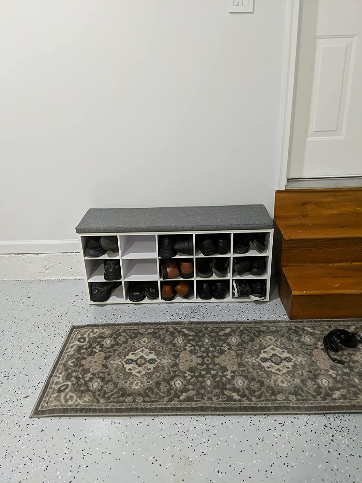 Shoe Bench with Cushion, 15-Cube Storage Bench, Holds up to 440 lb - HWLEXTRA 