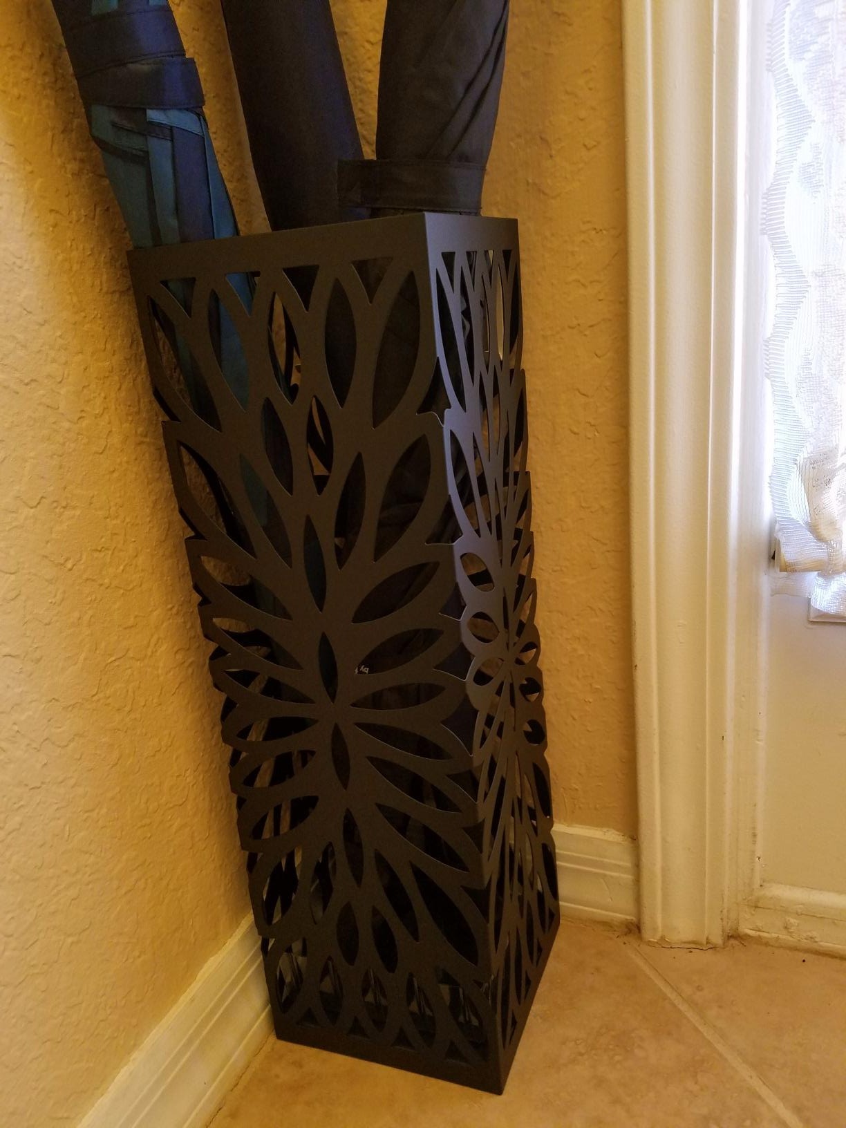 Square Metal Umbrella Stand Entryway Freestanding Umbrella Holder Rack Organizer