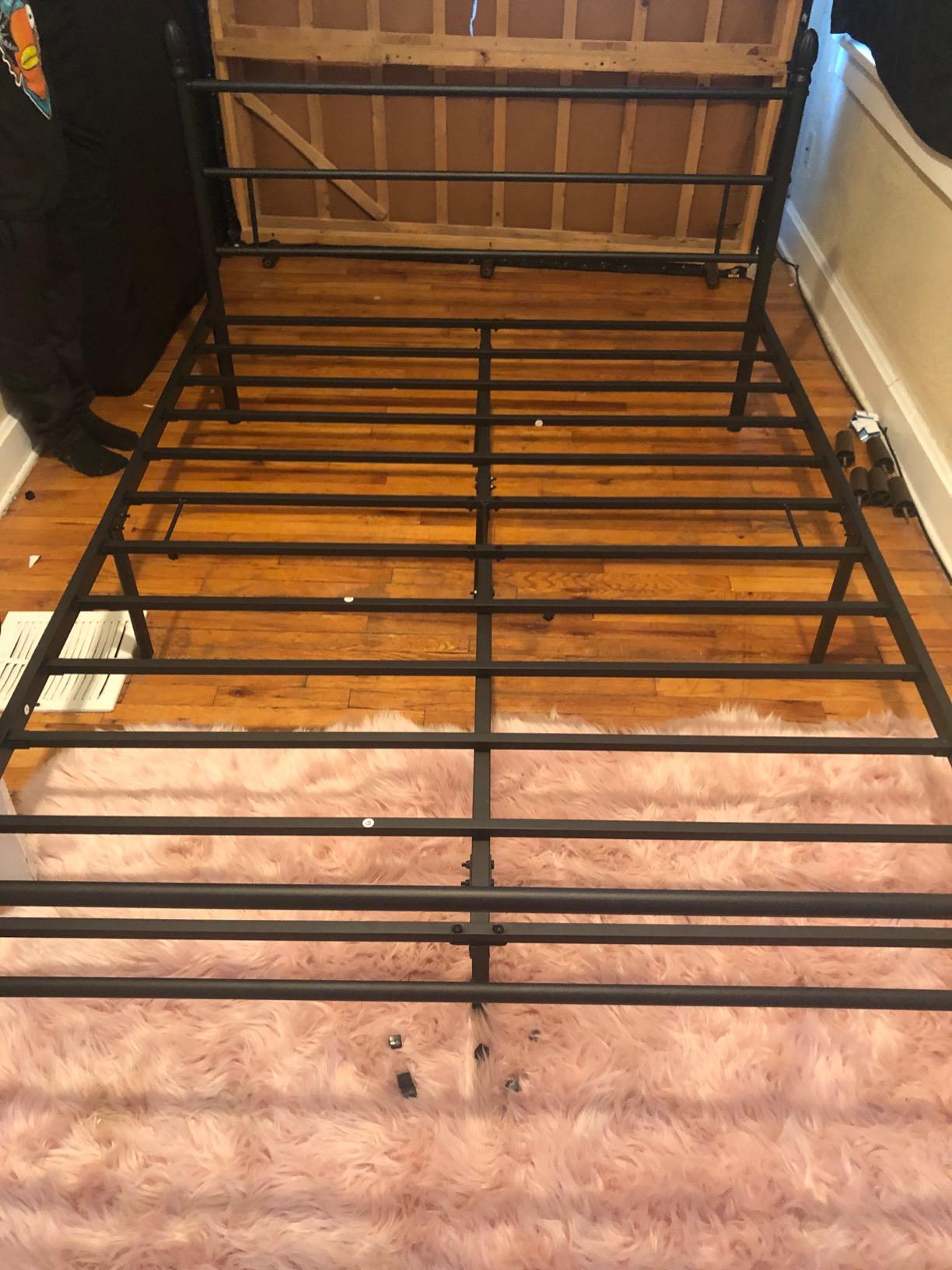 Full Size Metal Bed Frame Platform Mattress Foundation/Box Spring Replacement with Headboard