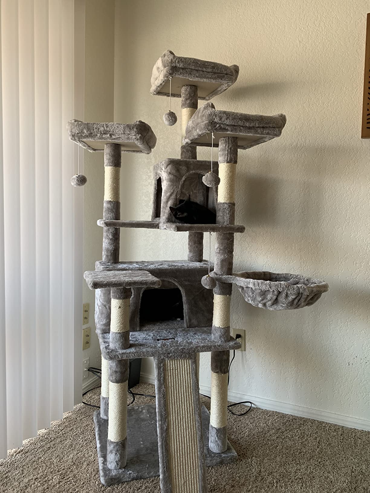 Cat Tree, Large Cat Tower, Cat Condo with Scratching Posts, 2 Caves, 3 Plush Perches, Activity Center, 67.7"