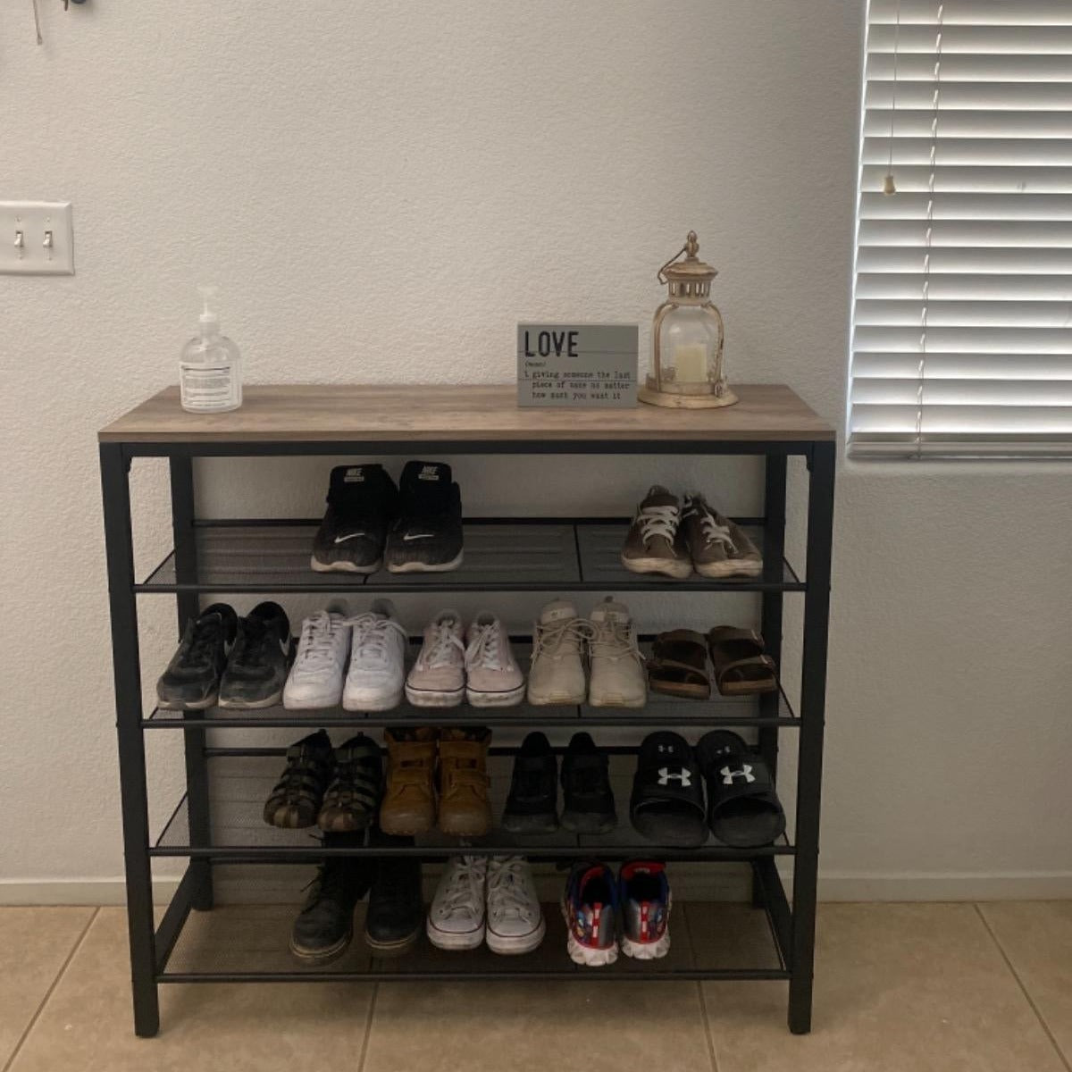 Shoe Rack, Shoe Organizer for Closet with 4 Mesh Shelves and Large Top for Bags