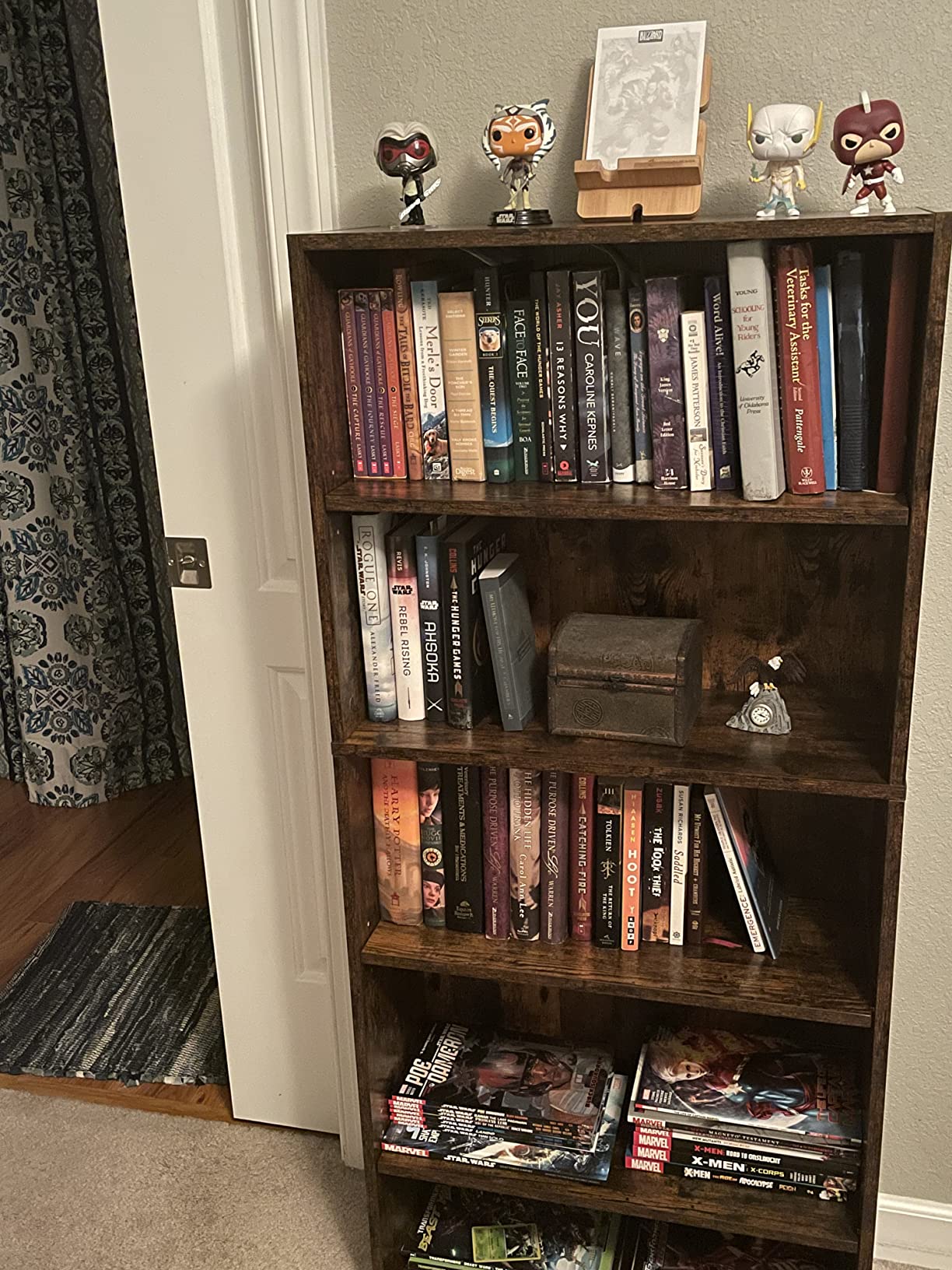 Bookshelf, Open Bookcase with Adjustable Storage Shelves, Floor Standing Unit - HWLEXTRA 