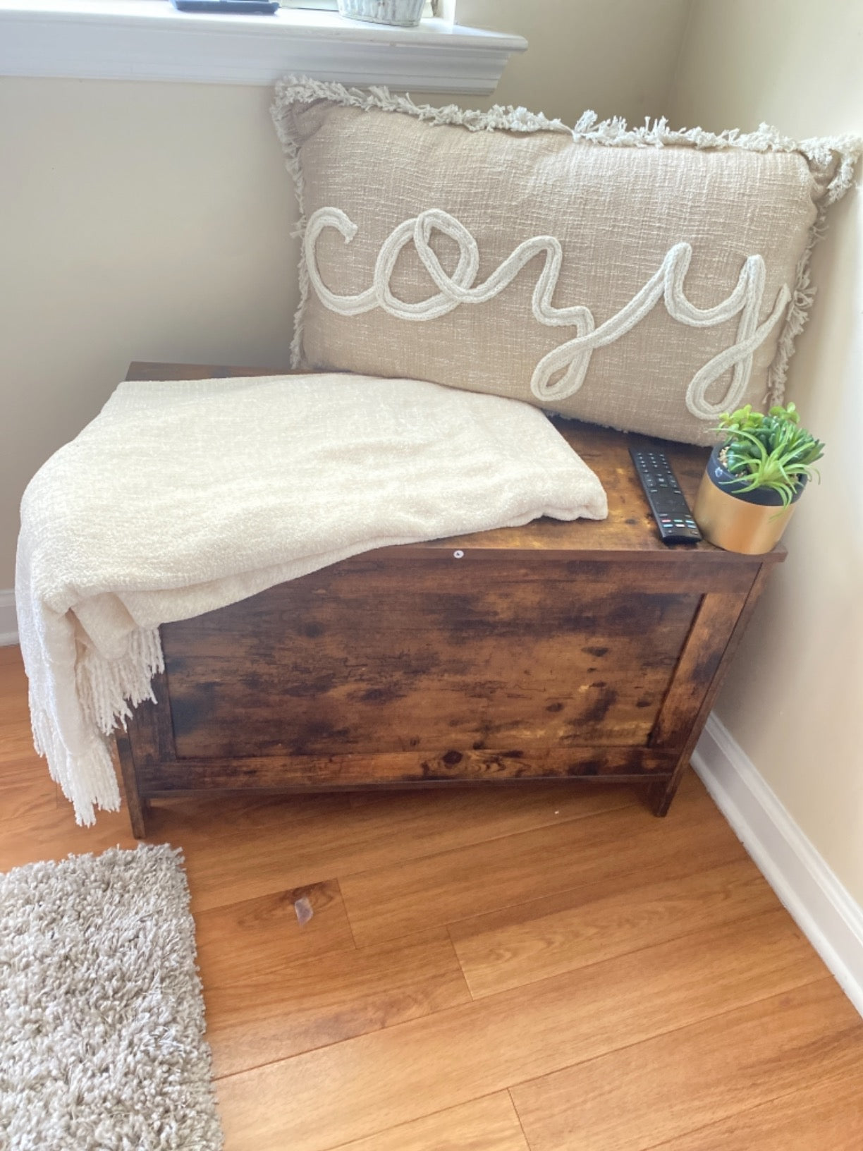 Storage Chest Sturdy Entryway Storage Bench, Wood Look Accent Furniture, Easy Assembly Oak White - HWLEXTRA 