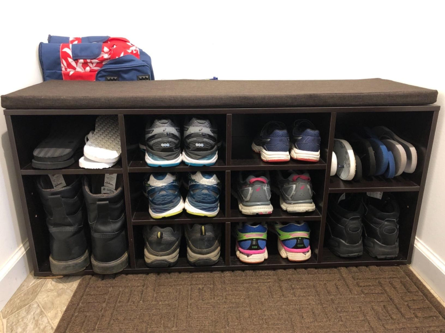 Cubbie Shoe Storage Bench with Cushion - HWLEXTRA