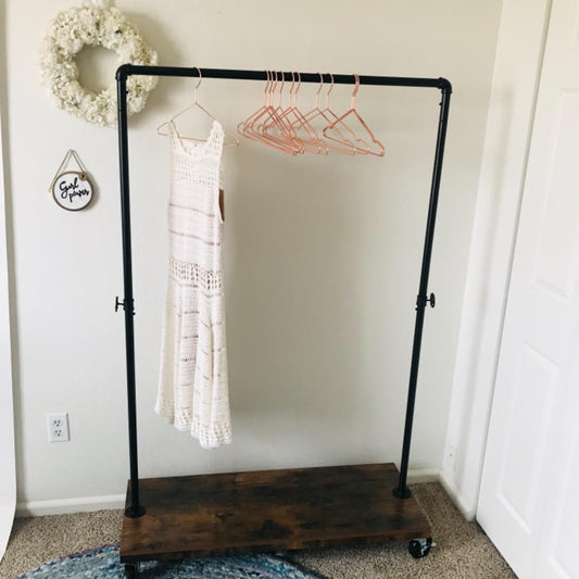 Industrial Pipe Garment Rack - HWLEXTRA
