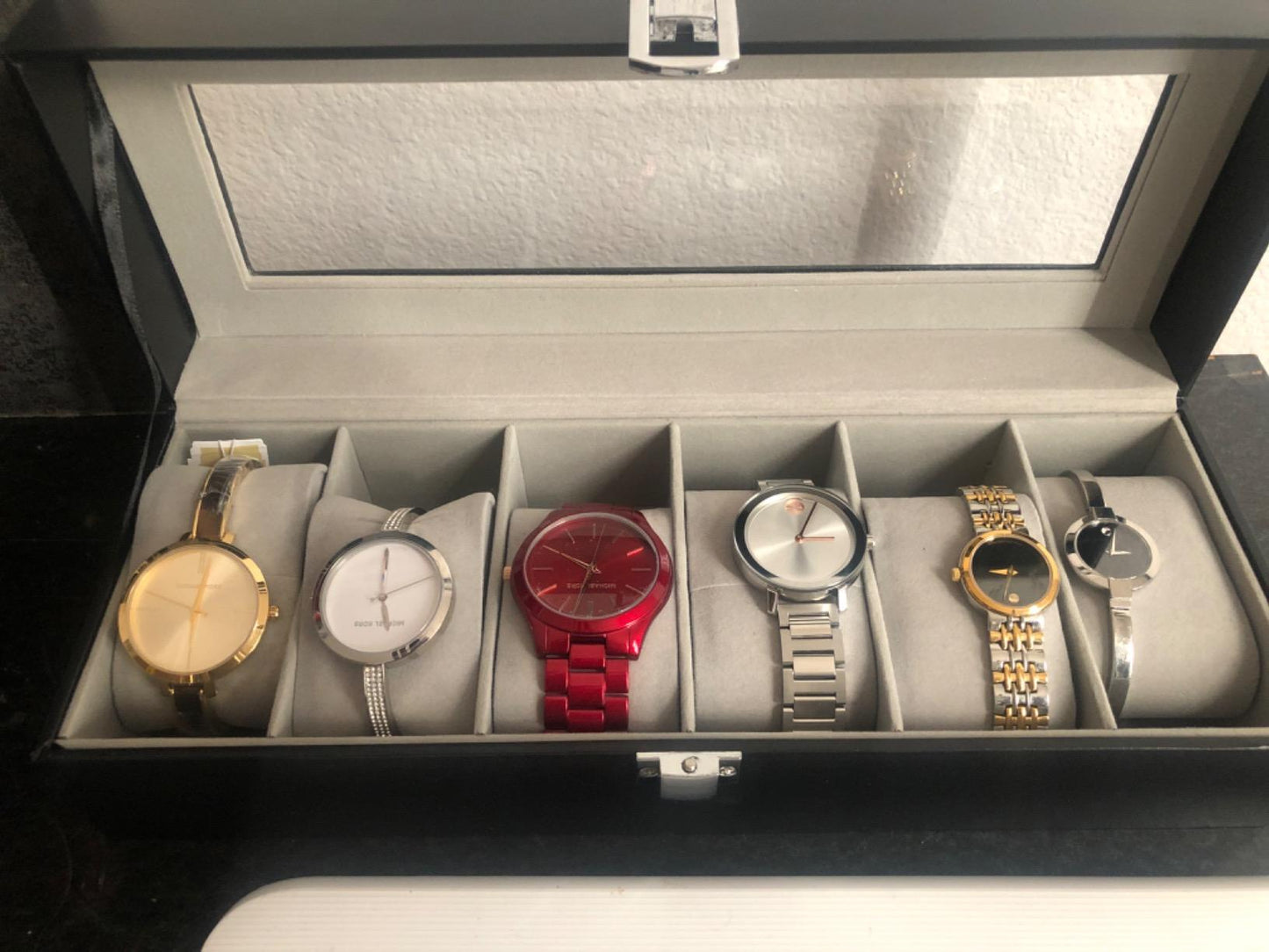Velvet Lining Watch Box - HWLEXTRA