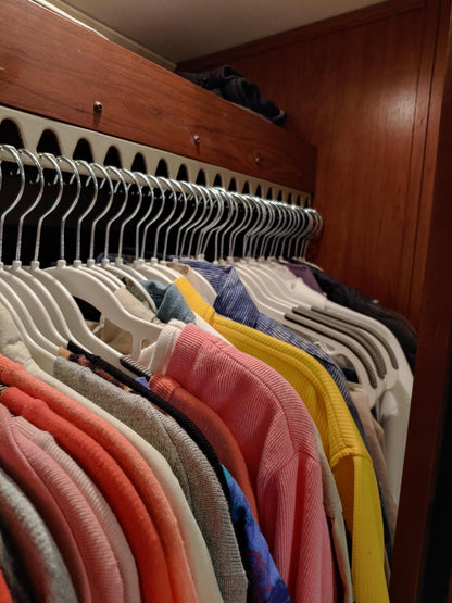 50 Pack Coat Hangers - HWLEXTRA