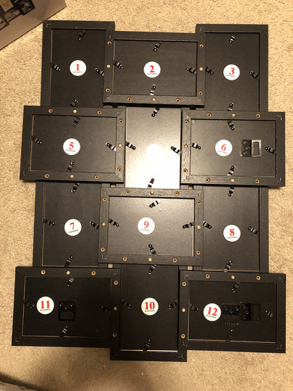 12 Photos Picture Frame - HWLEXTRA