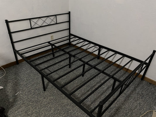 Metal Platform Bed Frame Mattress Foundation with Headboard & Footboard/Firm Support