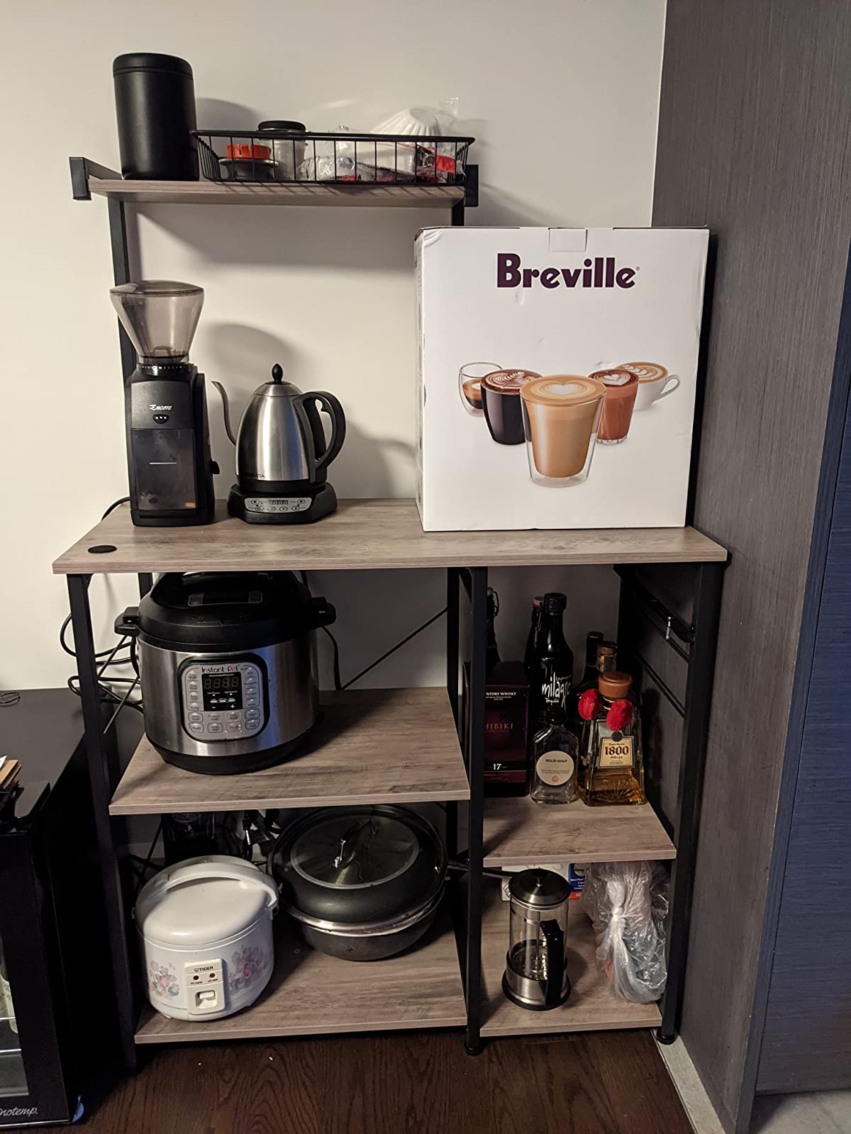 Baker’s Rack with Shelves, Kitchen Shelf with Wire Basket, 6 S-Hooks - HWLEXTRA 
