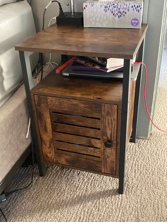 Nightstand, Shutter End Table with Switchable Door and Inner Storage, Square Side Table