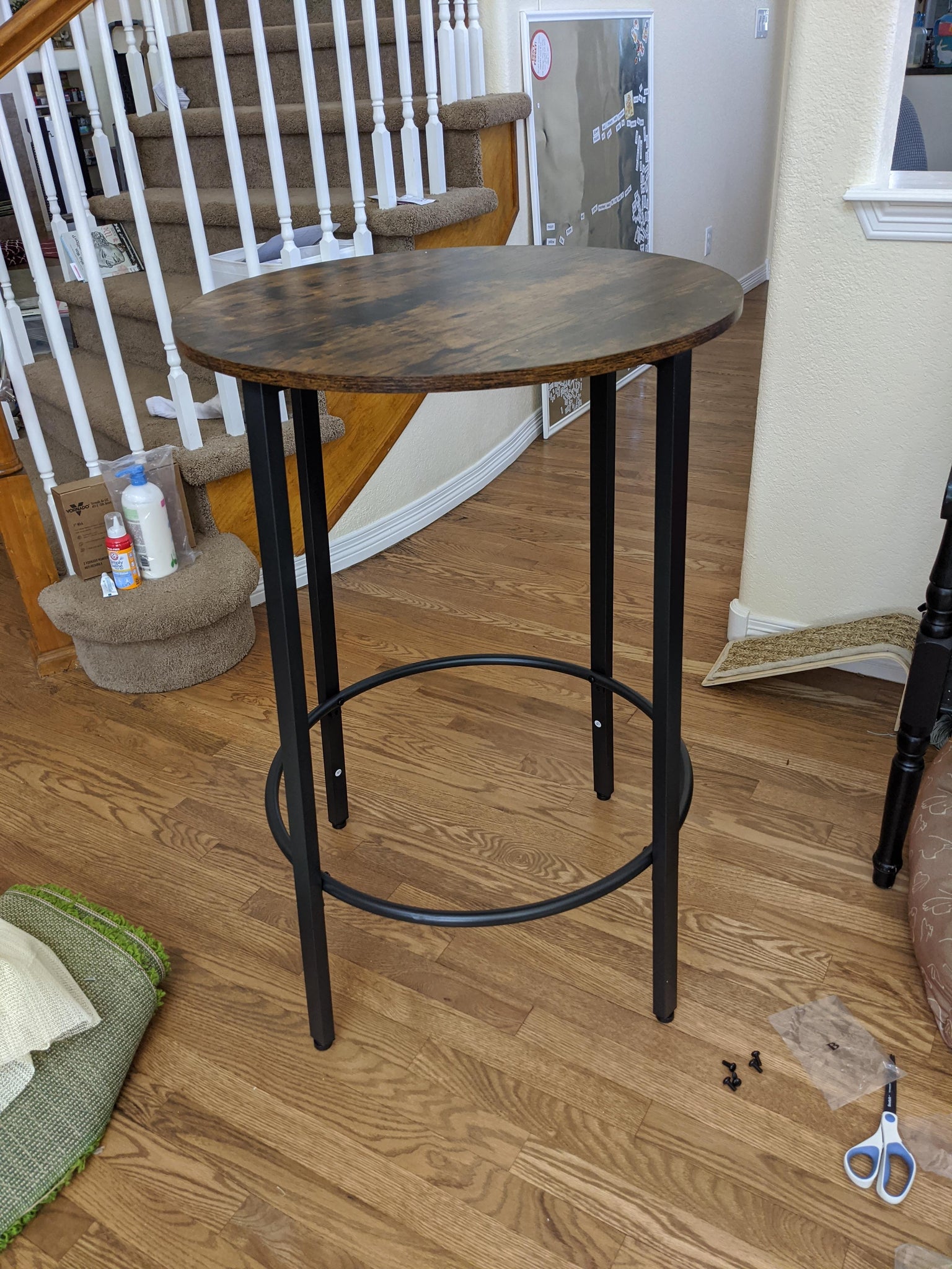 Round Bar Table, High Pub Table, Breakfast Table